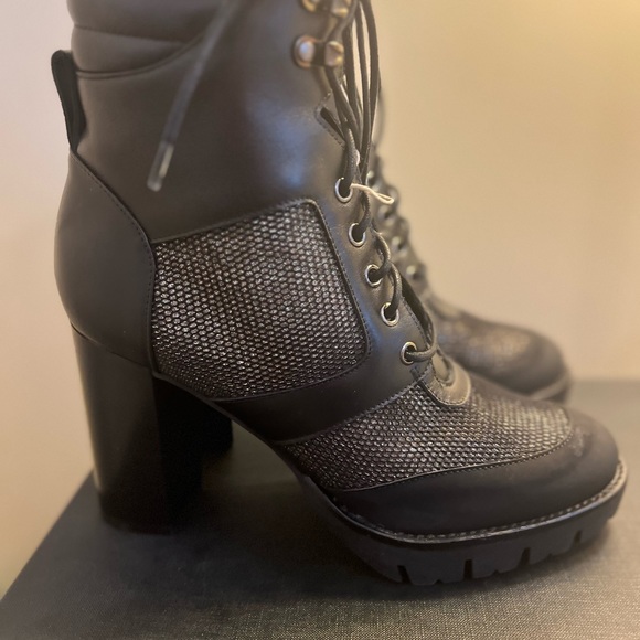 Patricia Pepe Italian Made Ankle Boots - Picture 2 of 7